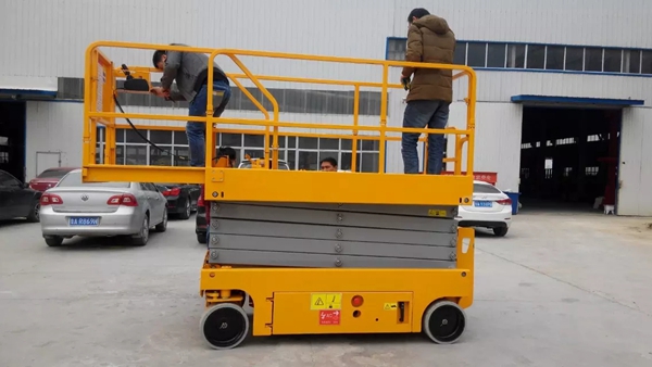 升降平臺的使用給我們帶來很多便利 升降平臺的使用給我們帶來很多便利